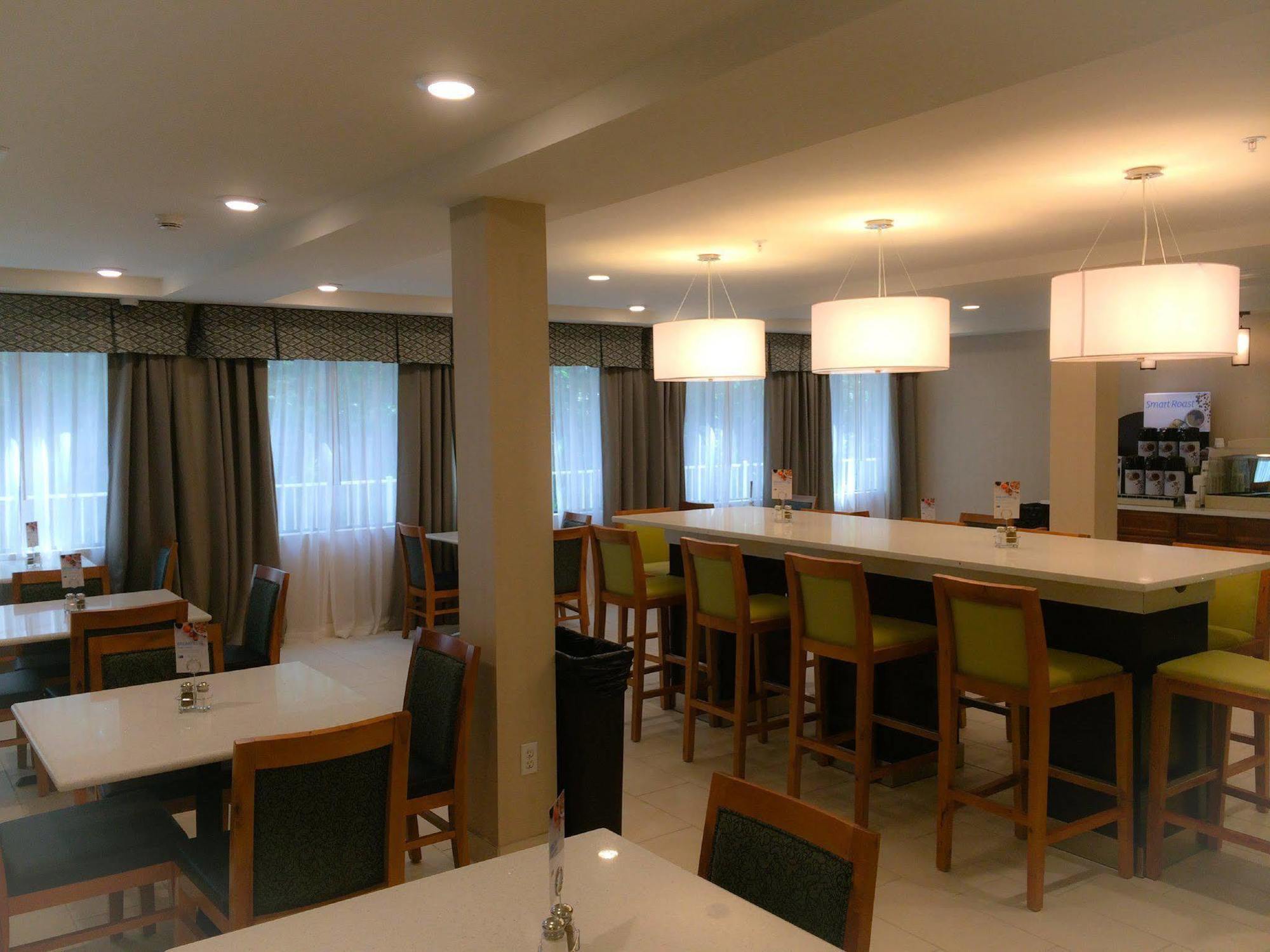 Holiday Inn Express And Suites West Ocean City By Ihg Екстер'єр фото